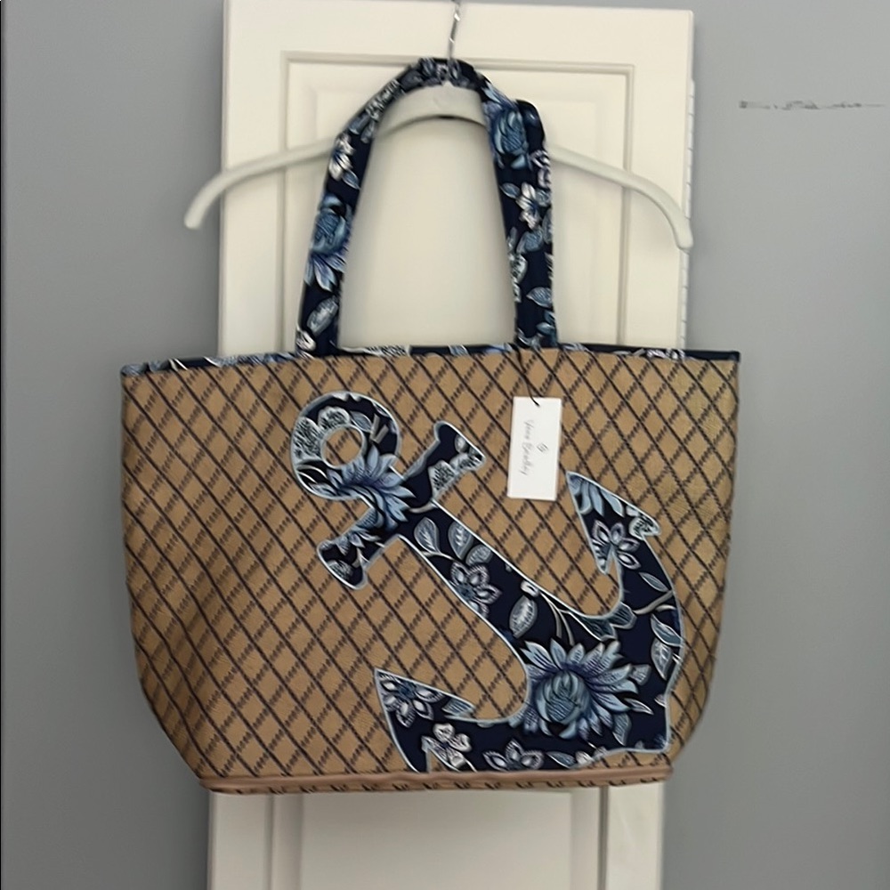 Vera Bradley Navy Floral Anchor Beach Tote Bag w/ Bottom Zipper *NWT*